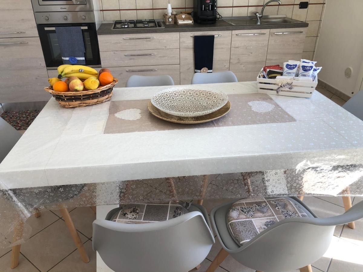 Ferienwohnung Luxury Affitti Brevi Marconia Exterior foto